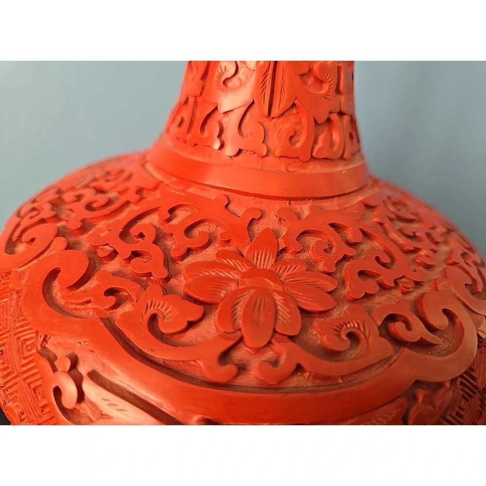 VTG CHINESE HAND CARVED FLORAL RED CINNABAR BLUE ENAMEL BRASS‎ LACQUER VASE 9.5